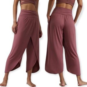 Athleta Release Pant